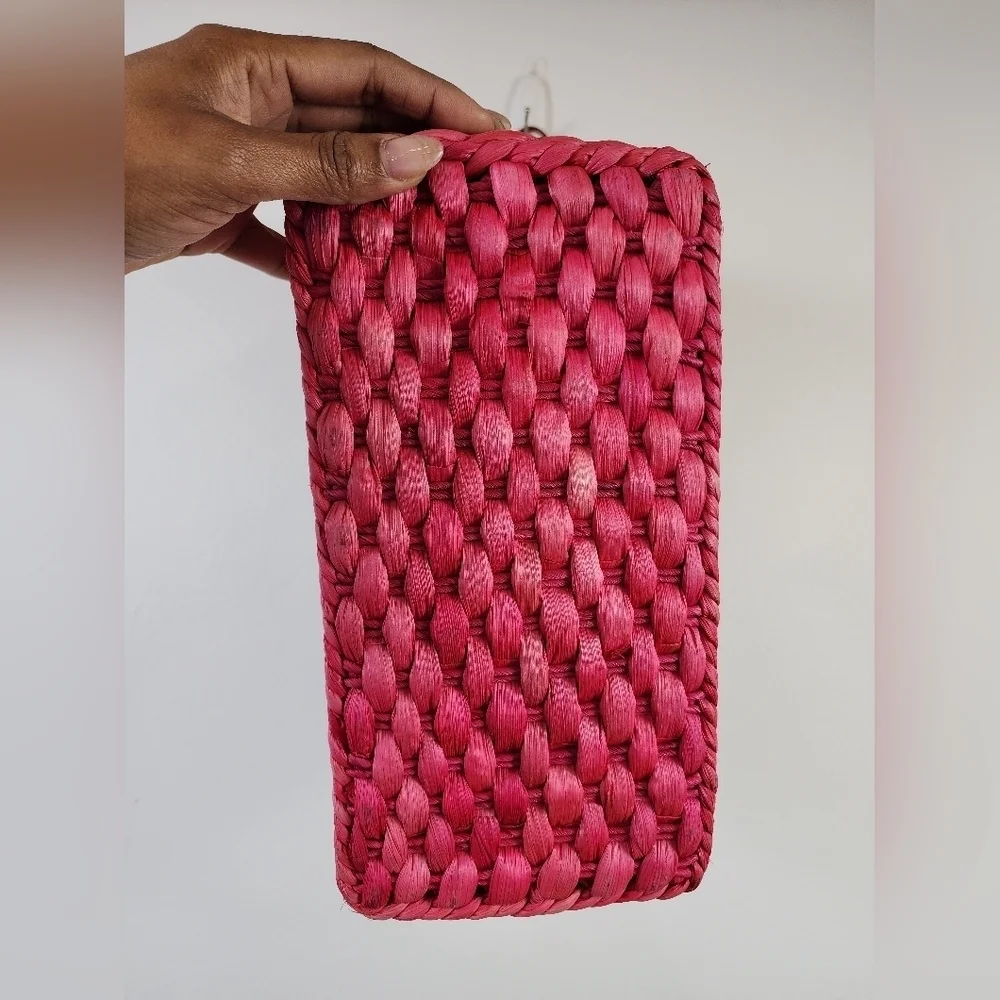 Source Unknown woven straw